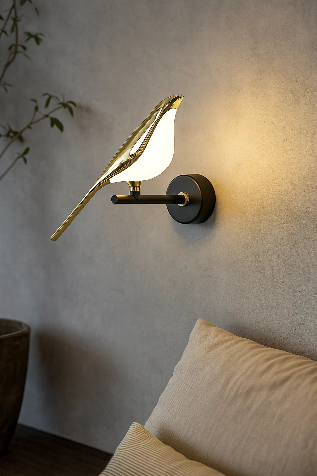 Modern Wall Light Bird Lamp with Gold Finish for Bedroom or Hallway Decor
